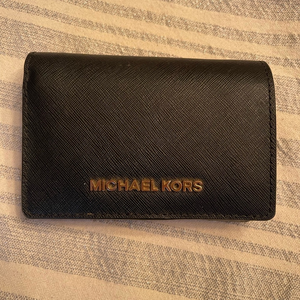 Micheal kors wallet